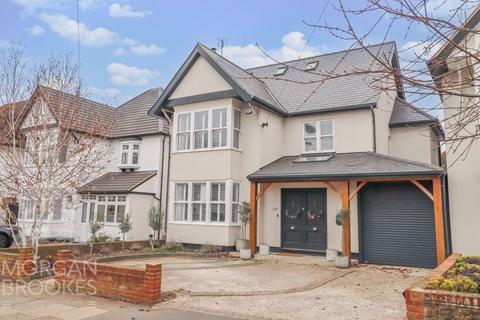 4 bedroom detached house for sale, Chadwick Road, Chalkwell-On-Sea