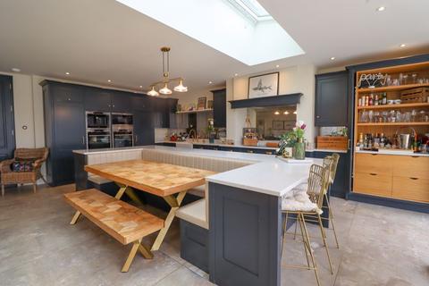 3 Chadwick Road, Westcliff-on-sea, SS0 8LS