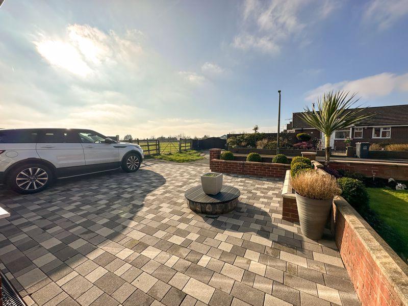 Aspen Close, Harriseahead, ST7 4HD 2 bed semidetached house £229,950