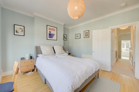 6a Brightside Road, London, SE13 6EW