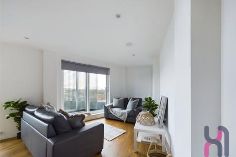 3 bedroom flat to rent, The Plaza, 1 Advent Way, Ancoats, M4