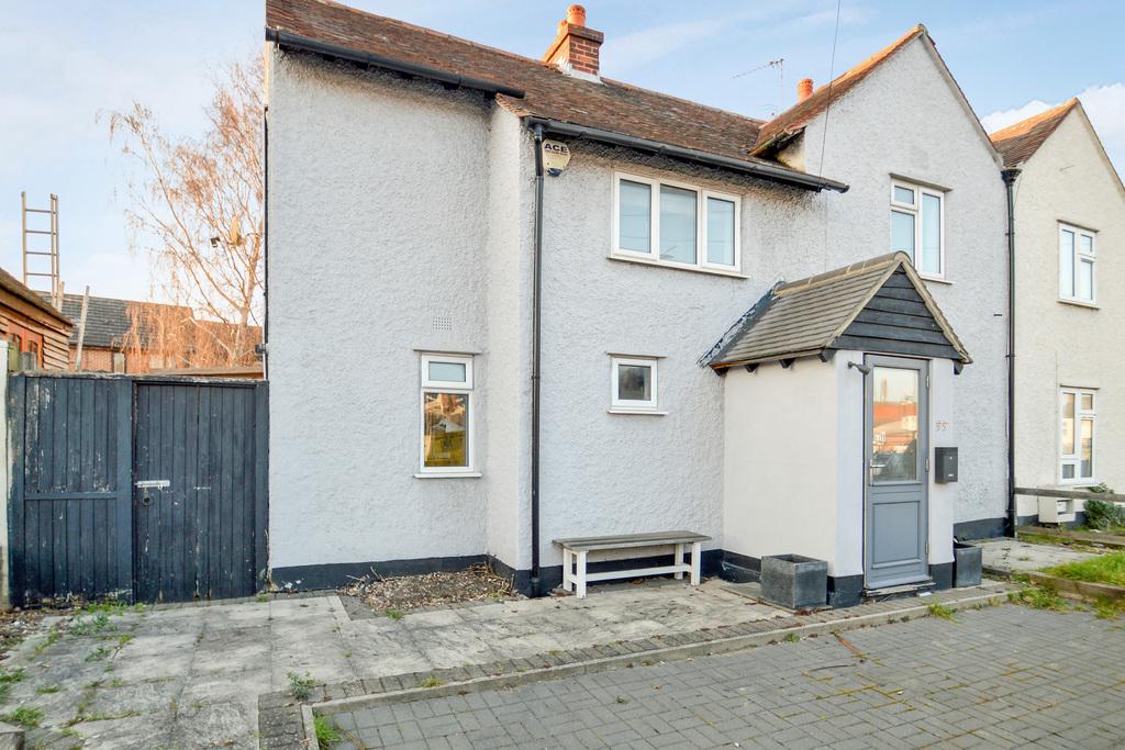 Cray Road, Sidcup DA14 2 bed semidetached house £325,000