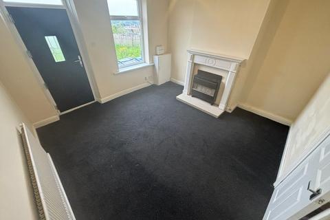 2 bedroom terraced house to rent, College Terrace, Darfield