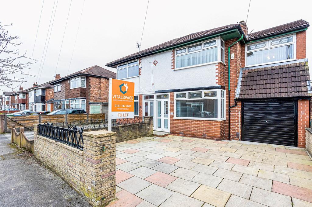 Dalton Avenue, Stretford, Manchester... 3 bed semidetached house £