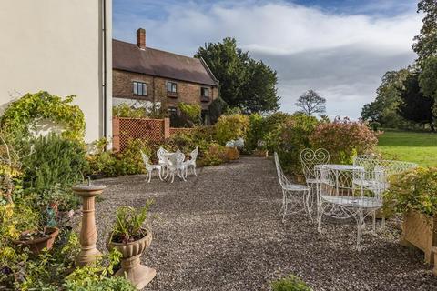 4 bedroom character property for sale, 10 Ledbury Park, Ledbury, Herefordshire, HR8