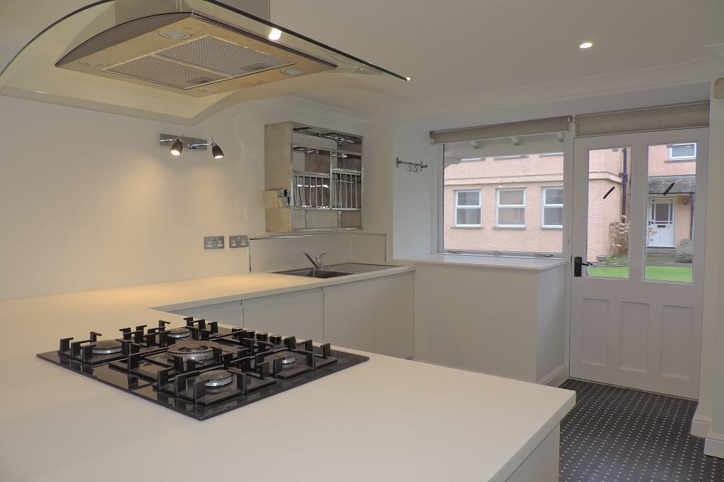 Strickland Court, Kendal 2 bed mews £900 pcm (£208 pw)
