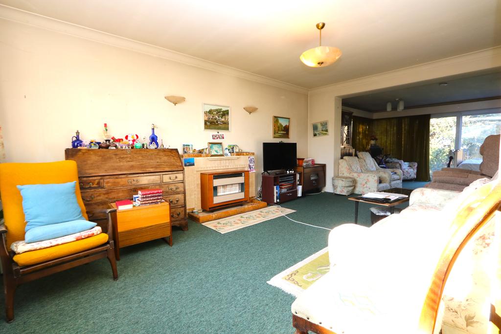 Sitting Room T202302151005.jpg