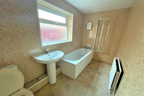 3 bedroom flat for sale - Crofton Street, South Shields