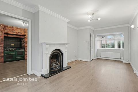 4 bedroom semi-detached house to rent, Beverley Drive, Stoke-on-trent
