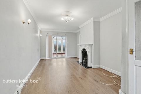 4 bedroom semi-detached house to rent, Beverley Drive, Stoke-on-trent