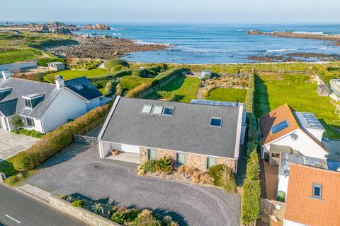 4 bedroom detached house for sale, Route De Portinfer, Vale, Guernsey