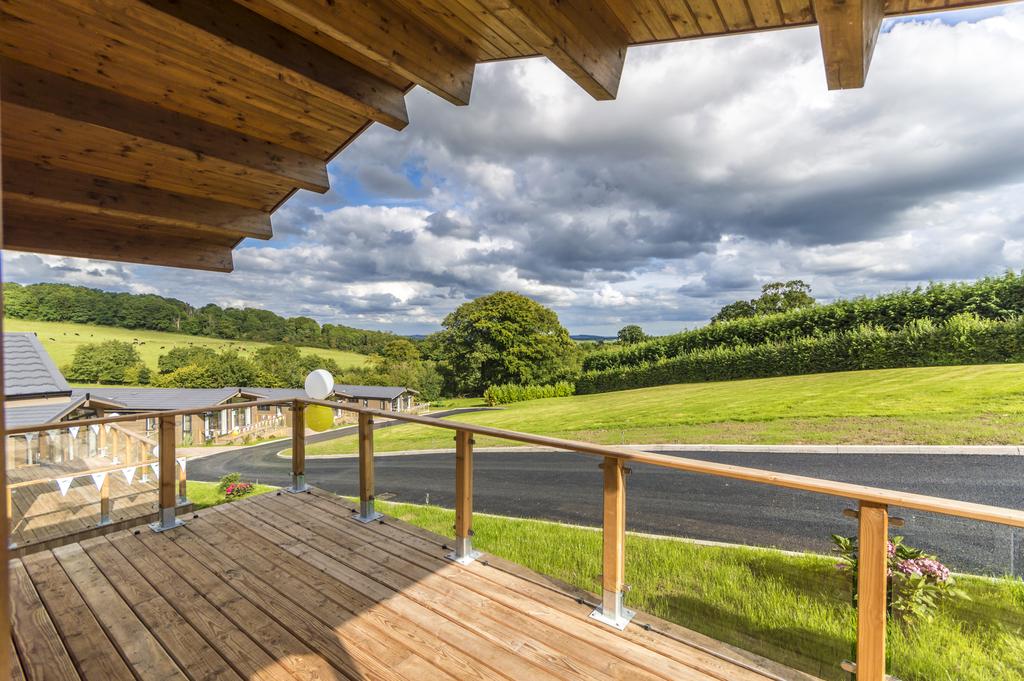 Hill View, Lower Bardley Court, Stottesdon, DY14 8NE 2 bed park home