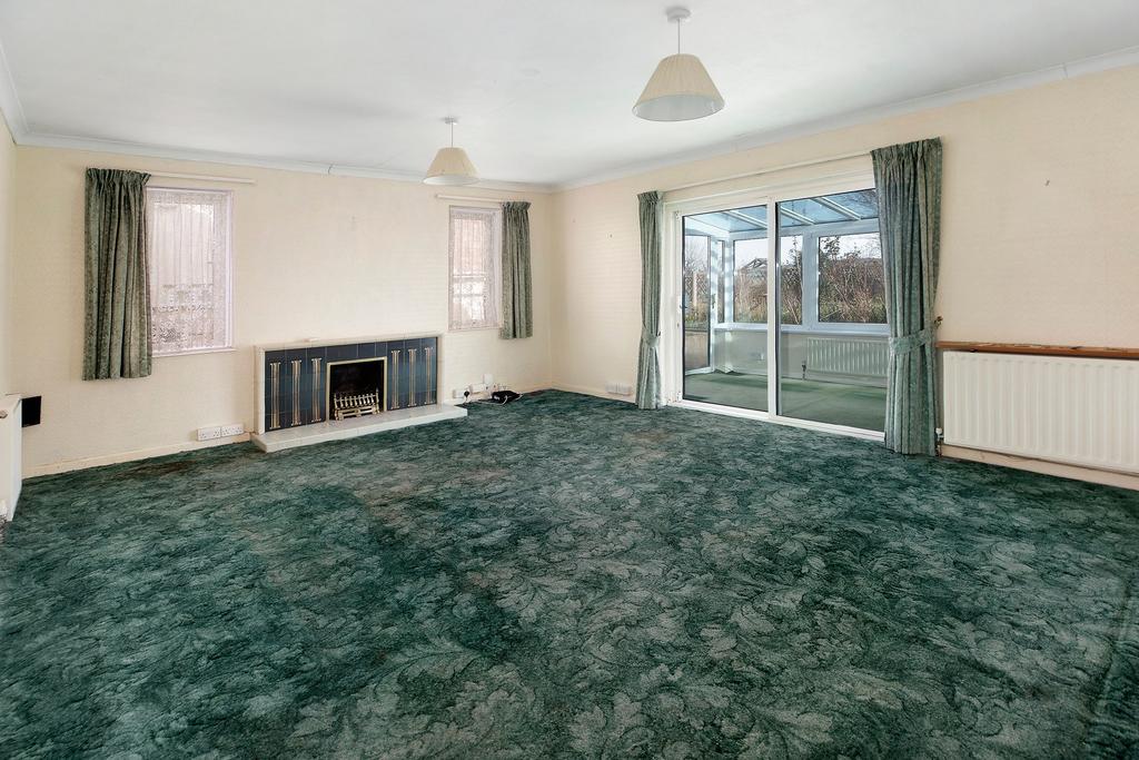 Haytor Drive, Newton Abbot, TQ12 3 bed chalet £325,000