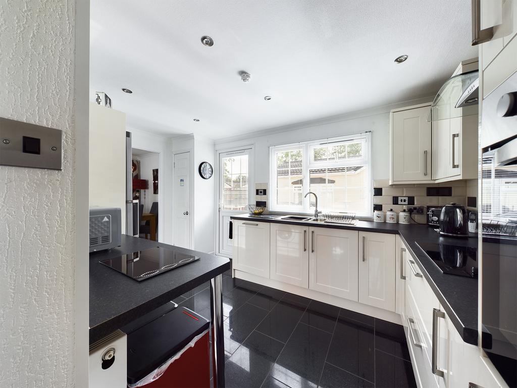 Willows Park Homes, Cleobury Road, Far Forest, DY14 9EB 3 bed park home