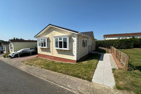 2 bedroom park home for sale, Chelmsford, Essex, CM3