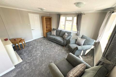 2 bedroom park home for sale, Chelmsford, Essex, CM3