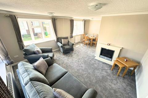 2 bedroom park home for sale, Chelmsford, Essex, CM3