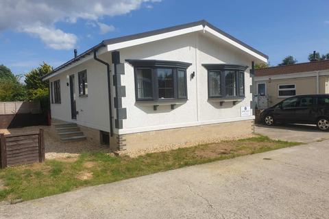 2 bedroom park home for sale, Chichester, West Sussex, PO20