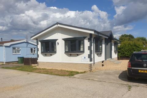 2 bedroom park home for sale, Chichester, West Sussex, PO20