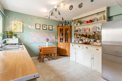 69 Coborn Road, London, E3 2DB