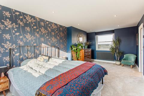 69 Coborn Road, London, E3 2DB