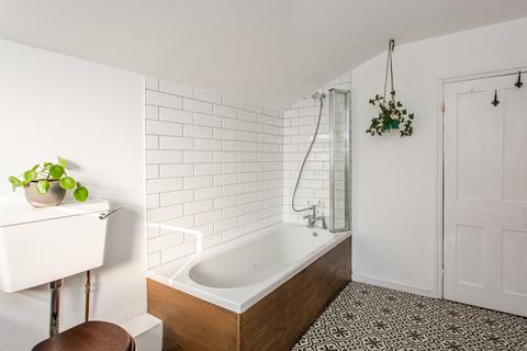 69 Coborn Road, London, E3 2DB