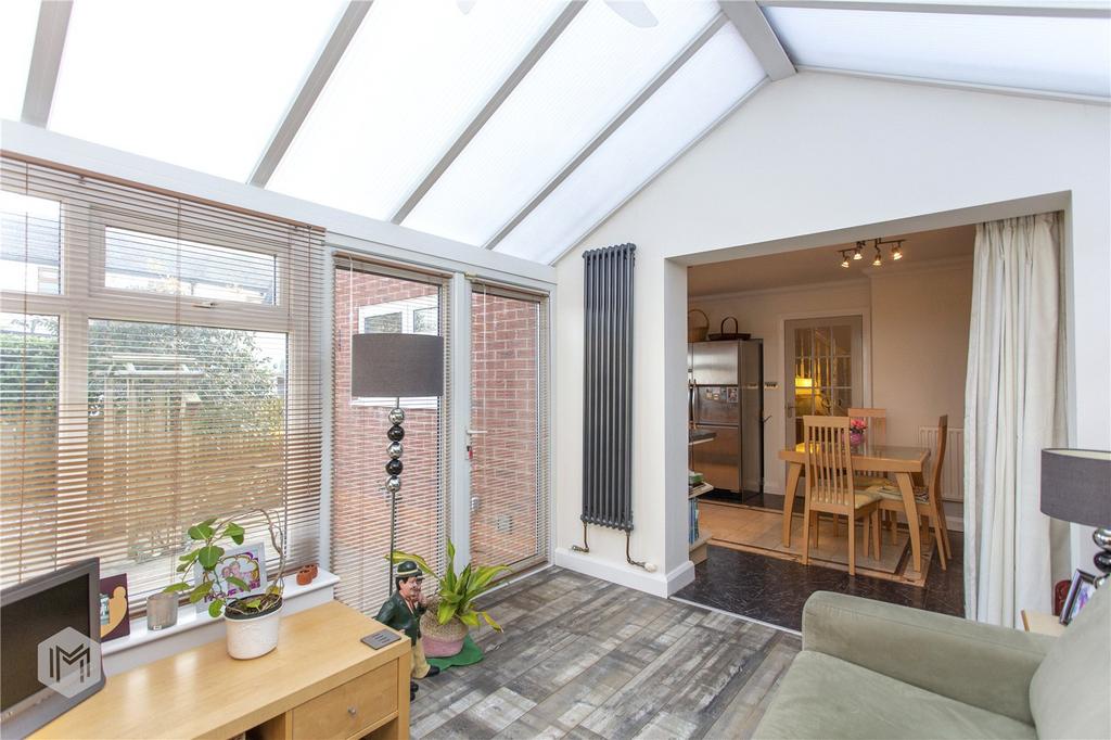 Warrington Road, Glazebury, Warrington, Cheshire, WA3 5LF 2 bed