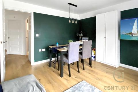3 bedroom semi-detached house for sale - Ramsbury Drive, L24