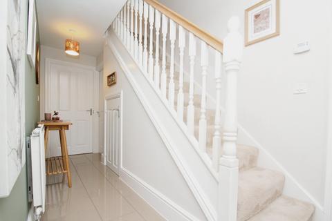 22 Burrow Drive, Rothley, Leicester, LE7 7RZ