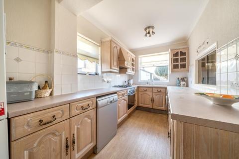 92 Birch Tree Avenue, West Wickham, BR4 9EL