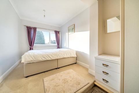 92 Birch Tree Avenue, West Wickham, BR4 9EL