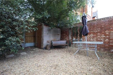 4a Mount Park Road, London, W5 2RP