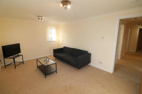 3 bedroom flat to rent, Kings Gate, Aberdeen, AB15