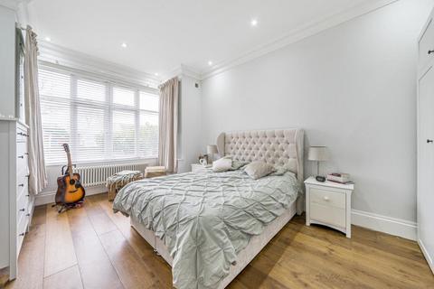 59a Vicarage Road, Sunbury-on-thames, TW16 7QD