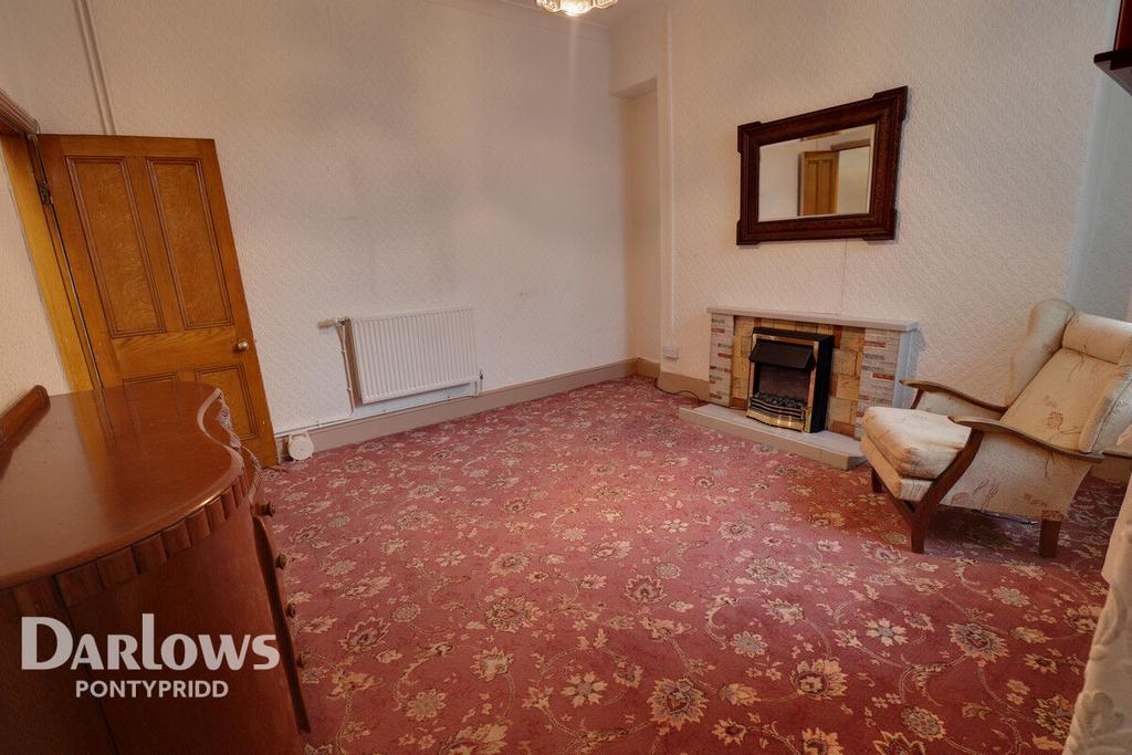 Robert Street, Pontypridd 3 bed terraced house for sale £100,000