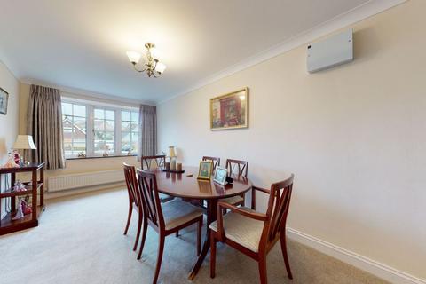 4 Bridgewater Drive, Northampton, NN3 3AF