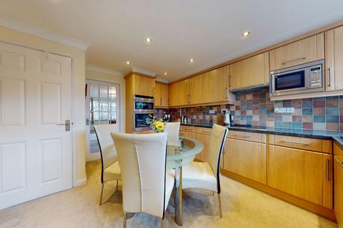 4 Bridgewater Drive, Northampton, NN3 3AF