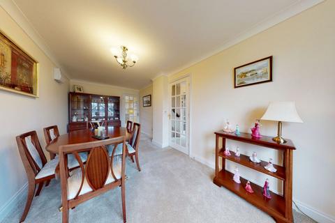 4 Bridgewater Drive, Northampton, NN3 3AF