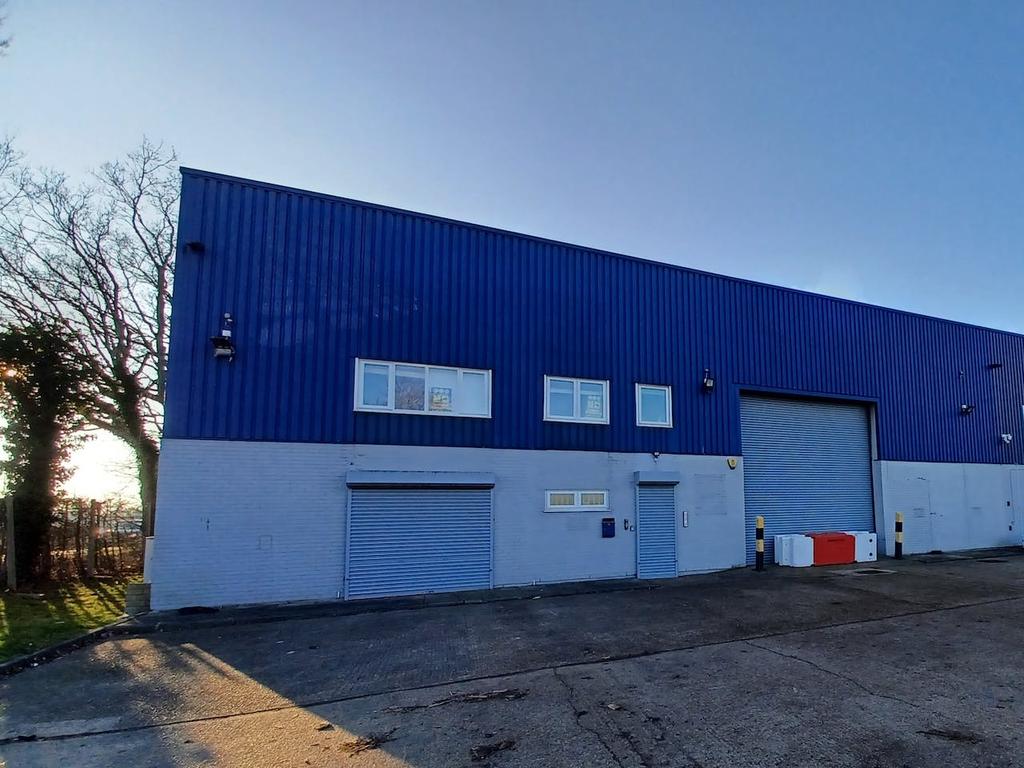 Unit 3A Gatwick Gate Industrial Estate, Crawley, RH11 0TG Warehouse