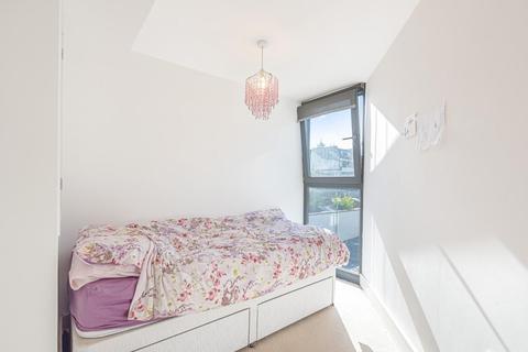 2c Birkbeck Road, Beckenham, BR3 4SN