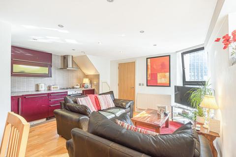 2c Birkbeck Road, Beckenham, BR3 4SN
