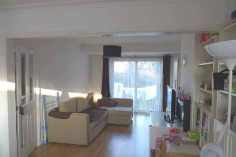 21 Bispham Road, London, NW10 7HB