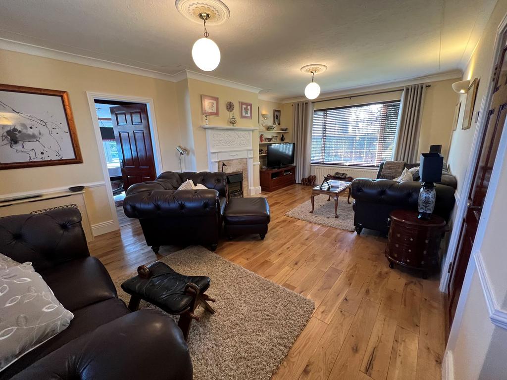 Park Drive, Forest Hall, Newcastle upon Tyne, Tyne and Wear, NE12 9JN 4