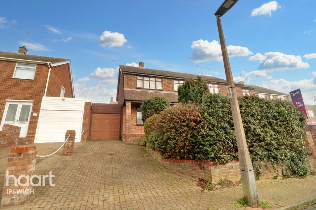 Henniker Road, Ipswich 3 bed semidetached house £265,000