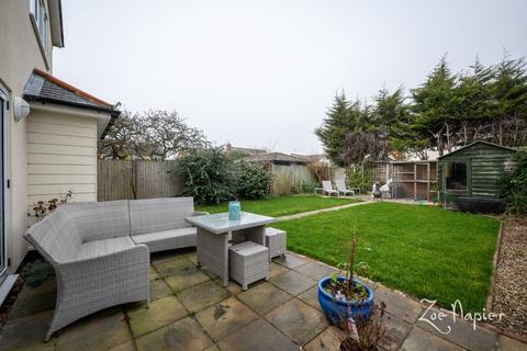 41 Basin Road, Heybridge Basin, Maldon, CM9 4RJ