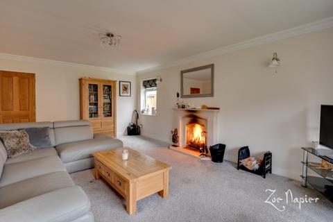 41 Basin Road, Heybridge Basin, Maldon, CM9 4RJ
