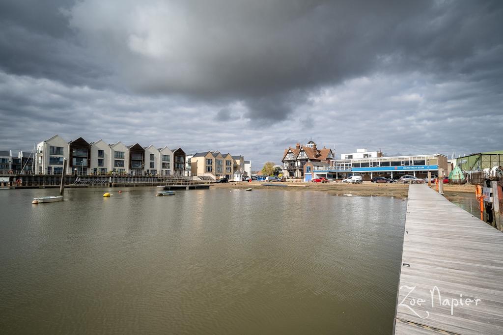 Brightlingsea 3 bed flat for sale £400,000