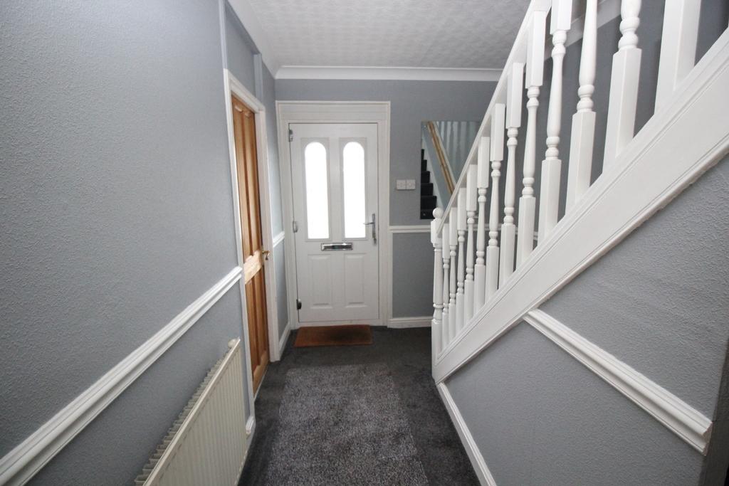 Winchester Road, Urmston 3 bed semidetached house for sale £299,995