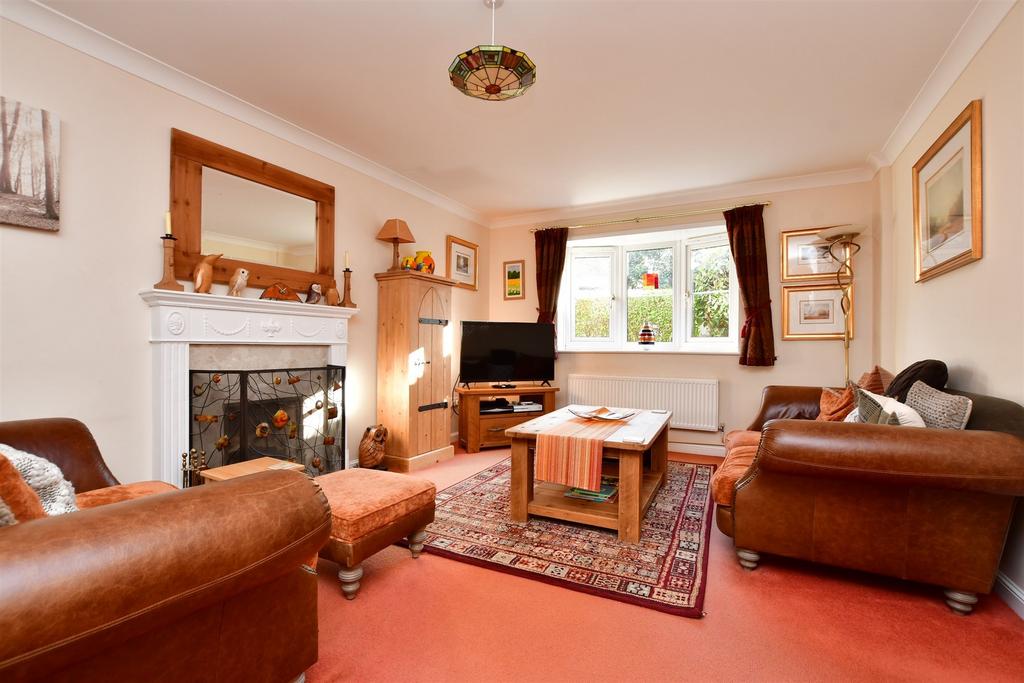 Foxholes, Rudgwick, West Sussex 4 bed detached house £600,000