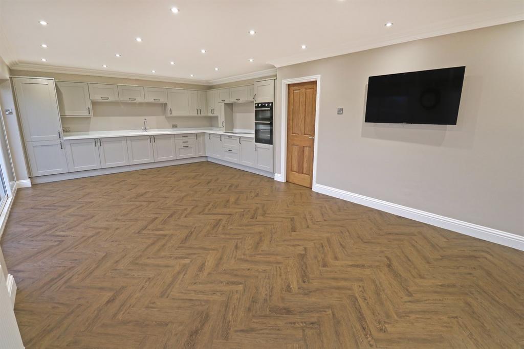 Carlton, Stockton, TS21 3 bed bungalow £330,000